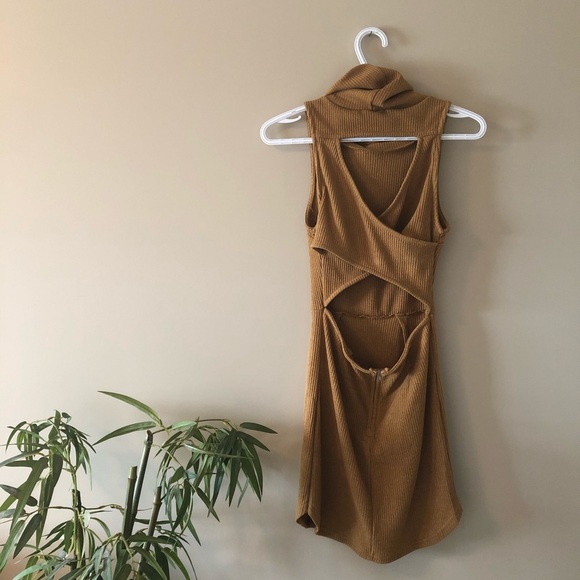 Gorgeous dress - Picture 2 of 6